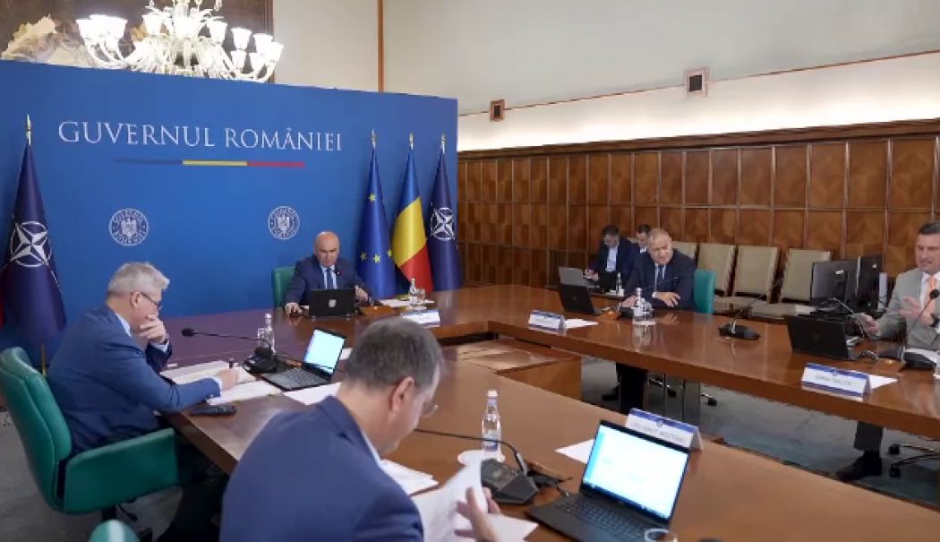 Acord în Coaliție.  Numărul parlamentarilor va scădea cu 10% la alegerile viitoare - guvern-1762324782.jpg