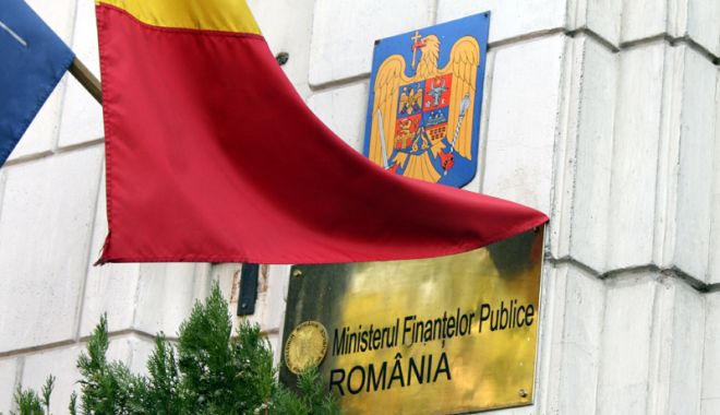 Guvernanții se tem că băncile vor pune frână consumului pe datorie - guvernantiisetem-1529330639.jpg