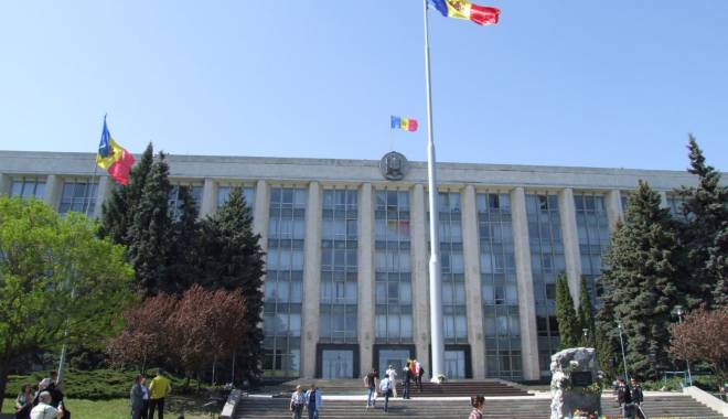 Prima tranșă a ajutorului umanitar acordat de România a ajuns în Republica Moldova - guvernmoldova-1457625020.jpg