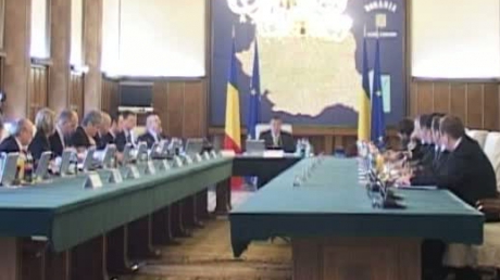 Guvernul Ungureanu, la CCR: Contestația USL, dezbătută de membrii Curții Constituționale - guvernmru73711400-1331105909.jpg