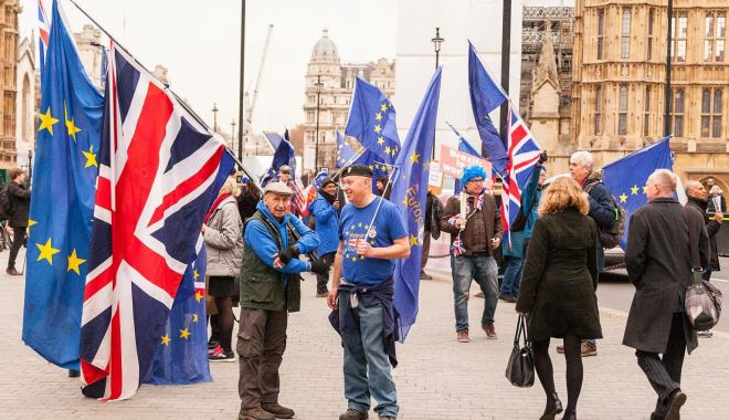 Guvernul britanic dezminte că ar intenționa să slăbească drepturile angajaților după Brexit - guvernul-1572204774.jpg