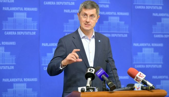 Guvernul ia în calcul organizarea unor tombole pentru a încuraja campania de vaccinare - guvernul-1627065001.jpg