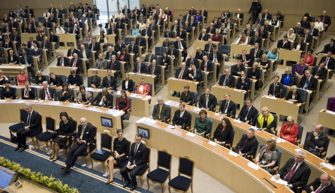Guvernul Suediei se plânge că strânge prea multe taxe de la cetățeni - guvernulsuediei-1487858177.jpg