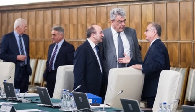 Guvernul acordă drepturi noi pentru foștii șefi ai statului - guvernultudosedrepturifostiisefi-1500047417.jpg