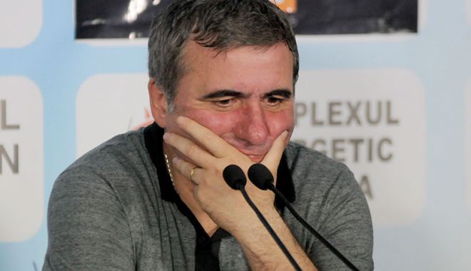FC Viitorul a câștigat returul cu Gent, dar a ratat calificarea în turul 3 al Europa League - hagi-1564685912.jpg