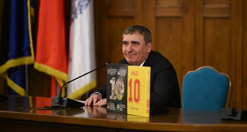 Gheorghe Hagi a lansat autobiografia „Drumul meu”: „Cartea arată cum se construiește un succes” - hagi-carte1-1743089889.jpg