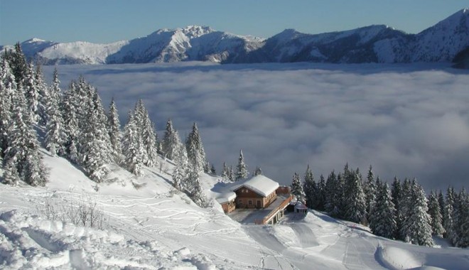 Stațiuni de schi din Austria,  izolate din cauza ninsorii - haitzingalm-1327260932.jpg