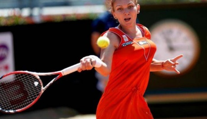 Tenis / Simona Halep s-a calificat în optimi la US Open - halep-1377973707.jpg
