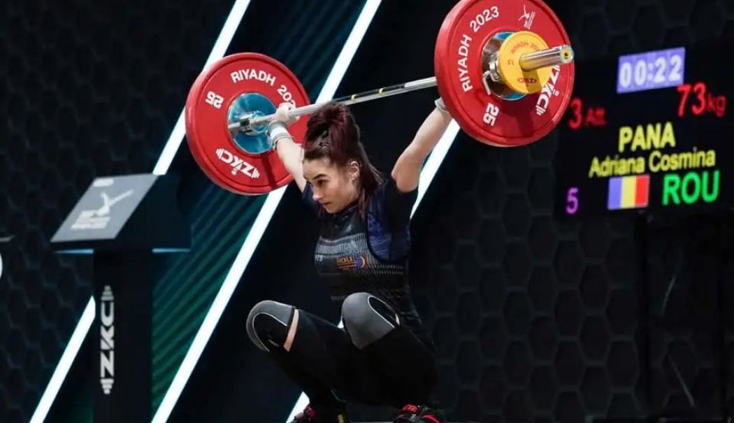Cosmina Pană şi Tiberiu Donose, la Campionatele Mondiale de Haltere din Bahrain - haltere-romania1-1733496154.jpg