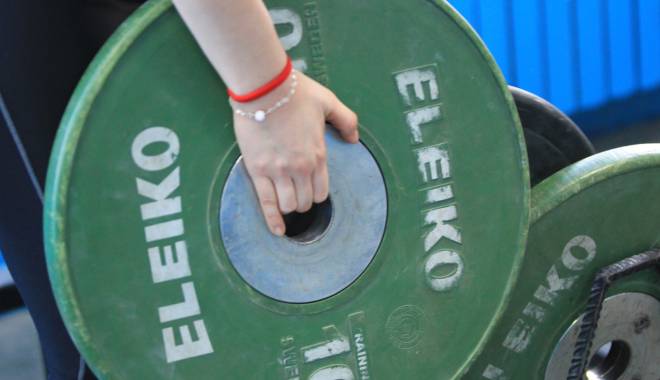 Haltere: Irina Lepșa a cucerit trei medalii la Europene - haltere49-1429002999.jpg