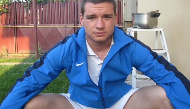 Alin Olteanu, la Mondialele Universitare de haltere - halterealinolteanu-1351804952.jpg