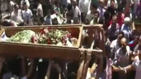 Siria: Cadavrele din Hama zac pe străzi - hama12661100-1312377613.jpg