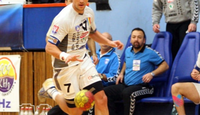 HCM Constanța e în grafic. A câștigat  la Ploiești! - handbal-1316107269.jpg