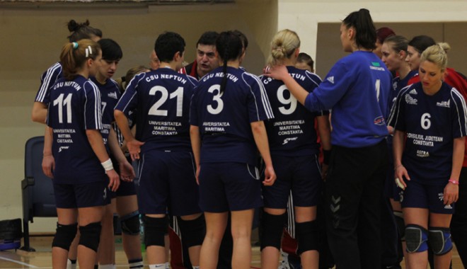CSU Neptun vrea să bată Zalăul lui Tadici - handbal-1329992109.jpg