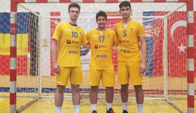 Trei juniori de la HC Dobrogea Sud, la Trofeul Carpați. 