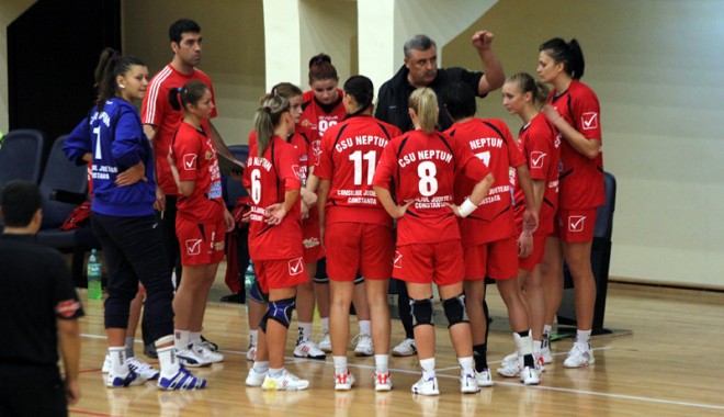 CSU Neptun nu va mai juca ultimul meci în Divizia A - handbalcsuneptun64-1368806956.jpg