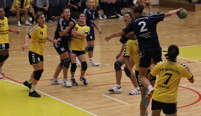 Handbal feminin - Divizia A / A început etapa a 4-a, vezi când joacă CSU Neptun Constanța - handbalfemcsu-1349433032.jpg