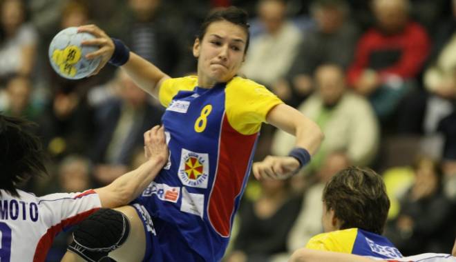 Handbal Feminin: România a învins Polonia, scor 24-19 - handbalfemininvictoriesursareali-1418835390.jpg