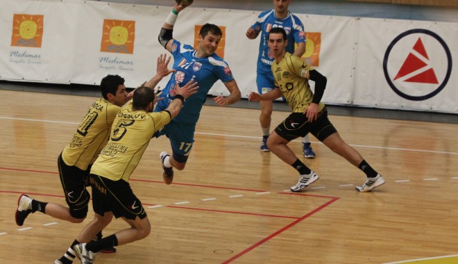 Handbal / HCM Constanța dispută, astăzi, finala Cupei României - handbalhcm1-1368953705.jpg