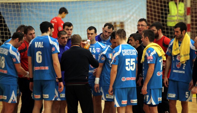 HCM Constanța, aproape de un nou titlu național - handbalhcm11-1364239787.jpg