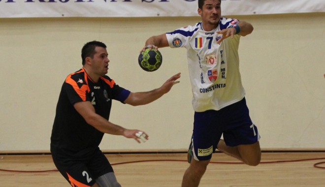 Handbal / HCM Constanța dispută astăzi derby-ul cu Știința Bacău, vezi ce post difuzează meciul - handbalhcm3-1353487749.jpg