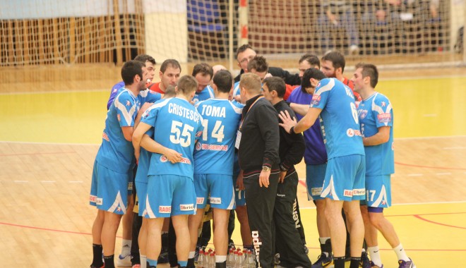 Handbal / HCM Constanța, victorie în deplasare la Ploiești - handbalhcm41-1364139540.jpg