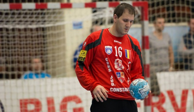 Handbal masculin: HCM joacă, azi, de la ora 17.00 - handbalhcmmecisursafacebookhcm-1409051835.jpg
