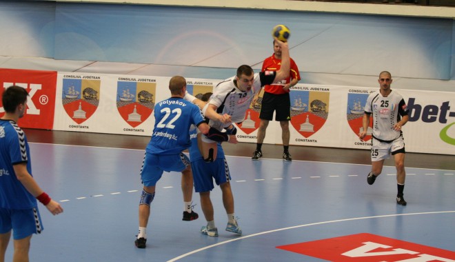 HCM Constanța joacă astăzi primul meci din grupele Ligii Campionilor - handbalhcmsanktpetersburg70-1348747107.jpg