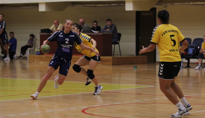 Handbal / CSU Neptun, turneu de handbal la Constanța - handbalneptun-1376919045.jpg