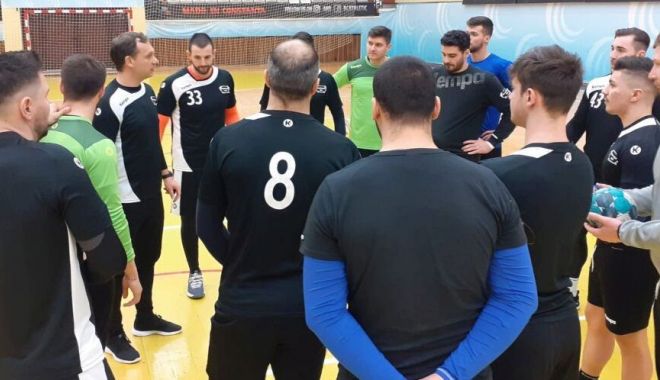Handbal, Liga Naţională / HC Dobrogea Sud mizează pe tineret în partida cu CSM Reşiţa - handbalresita-1614345346.jpg
