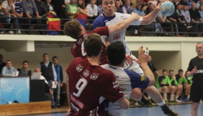 Handbal: Marius Sadoveac a semnat cu HCM Baia Mare - handbalsursagspro-1410251843.jpg