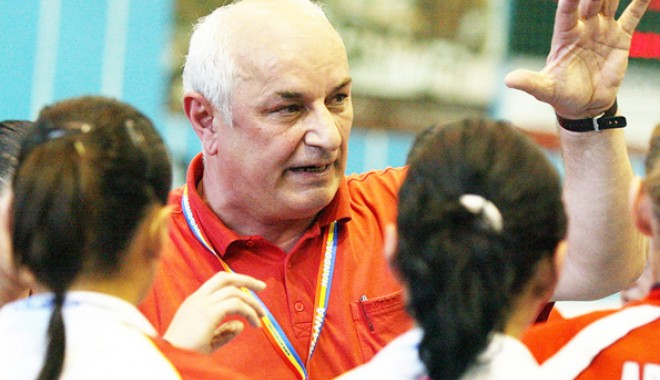 Gheorghe Tadici a exclus două jucătoare din lotul pentru Euro 2012 - handbaltadici-1354125467.jpg