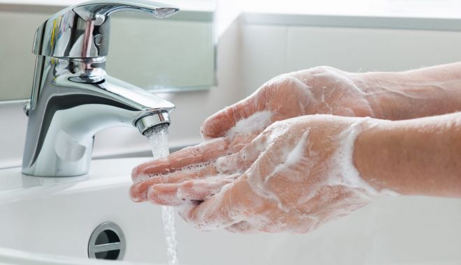 Lucrare RAJA. Mai multe străzi din Constanţa rămân fără apă rece la robinete! - handwashing-1667808920.jpg