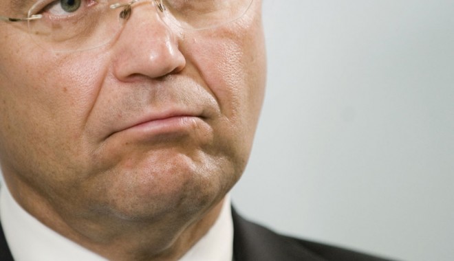 Ministrul german de Interne cere public ieșirea Greciei din zona Euro - hanspeterfriedrich-1330295223.jpg