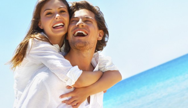 Ce le face pe femei fericite cu adevărat - happycouple1-1390916061.jpg