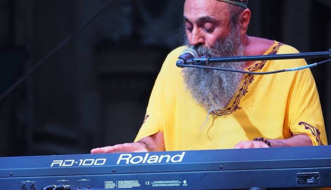 Ca în anii '80! Harry Tavitian vă răsfață cu o seară de jazz și blues - harrytavitian1-1565658884.jpg