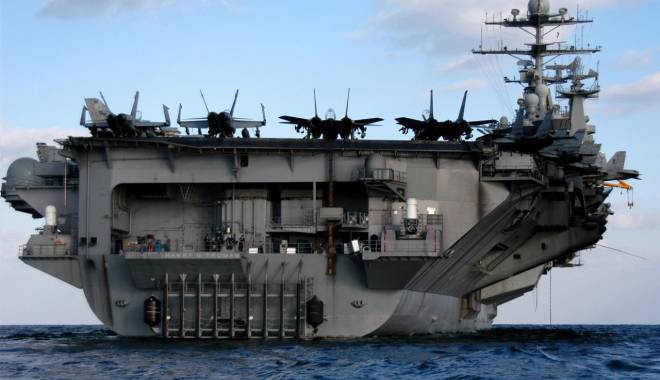 O dronă a Iranului a survolat un portavion american în Golful Persic - harrytruman-1454143673.jpg