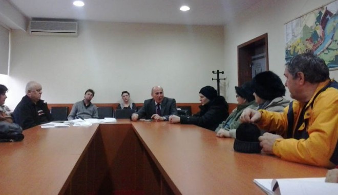 Primăria Cernavodă vrea să reabiliteze toate blocurile din oraș - harsova46-1358188164.jpg