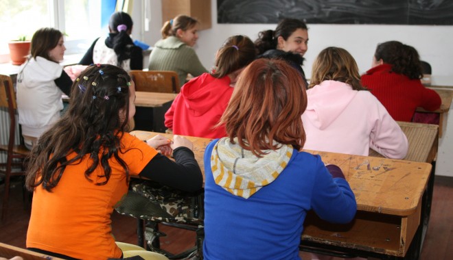 Ce li se pregătește elevilor anul școlar viitor - harsovagrupscolarcarsiumelevi130-1402585354.jpg