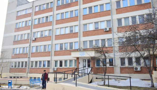 Primăria Hârşova se implică în dezvoltarea serviciilor oferite de spitalul din oraş - harsovaspital-1643308100.jpg
