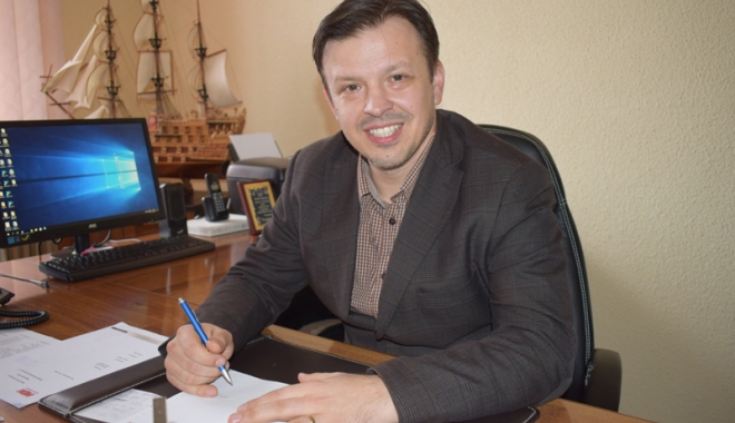 Hârșova are conducere nouă. Edilul Viorel Ionescu, secondat de un viceprimar-femeie - harsovaviorelionescu1-1497969926.jpg