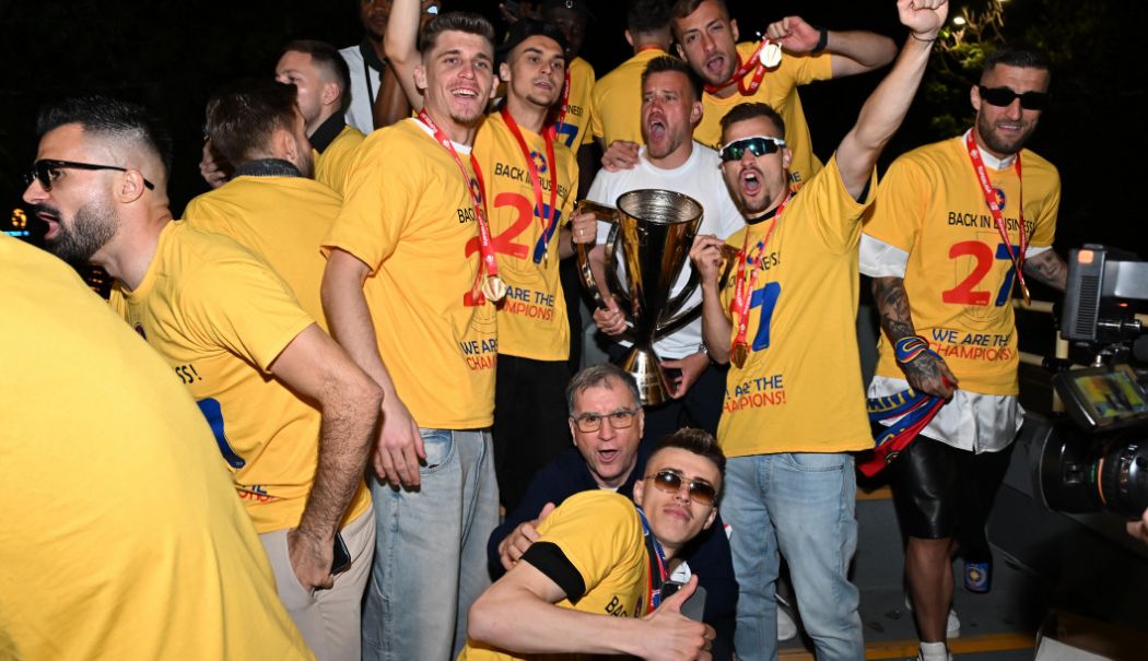 Denis Haruţ, încântat după ce a câştigat primul titlu de campion cu FCSB - harut-fcsb-1715622428.jpg
