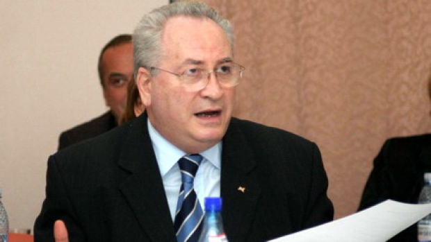 Ministrul Hașotti, probleme cardiace înaintea ședinței de guvern - hasottiziuaconstantaro55260000-1346488235.jpg