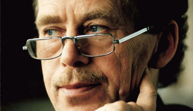 Vaclav Havel ar putea fi înmormântat vineri - havel-1324308822.jpg