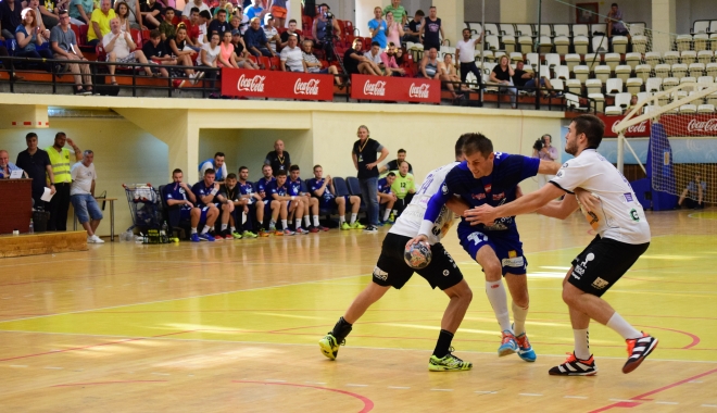 Handbal /  HC Dobrogea Sud Constanța a pierdut derby-ul cu Dinamo București. Iată scorul final - hcdobr-1506863875.jpg