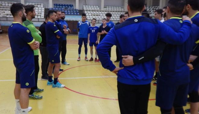 HCDS, reunire într-un cadru relaxant. Toma și Stănescu au tras tare la antrenament - hcds-1578439703.jpg