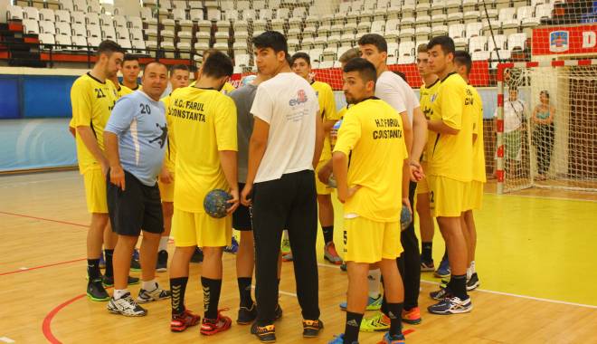 Handbal: HC Farul dispută mâine primul amical - hcfarul26-1439898553.jpg