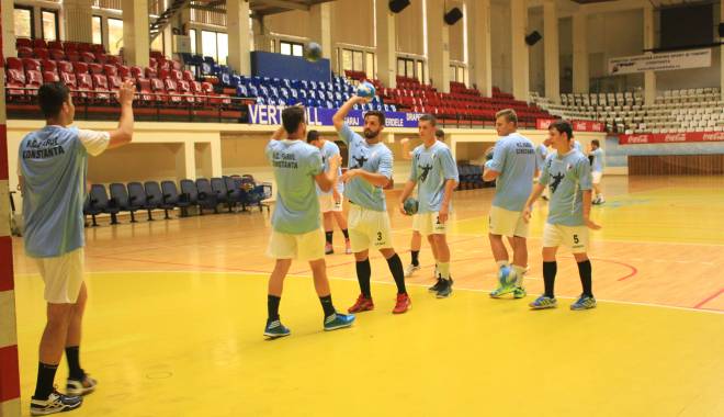 Handbal masculin: HC Farul, învinsă de ACS HC Teleorman Alexandria. Iată scorul - hcfarulconstanta9-1444559531.jpg