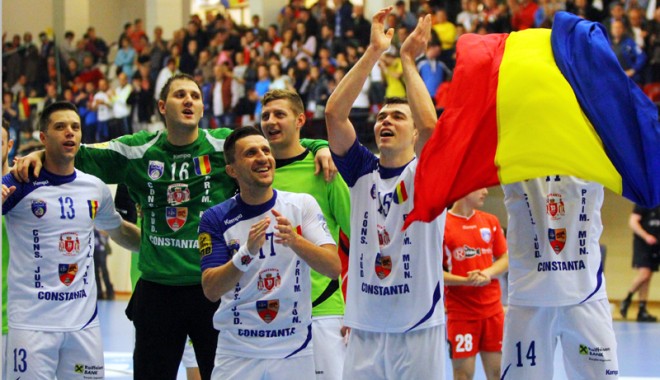 HCM Constanța, din nou campioana României! - hcm-1401042042.jpg