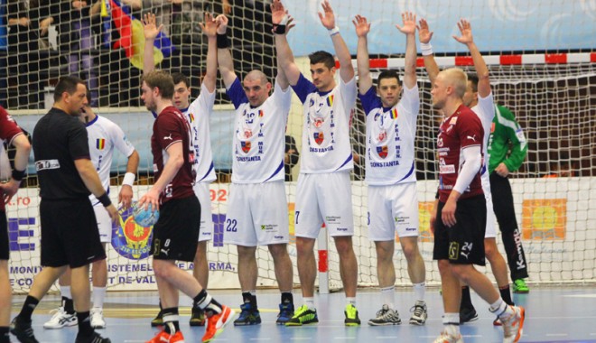 HCM Constanța va participa la EuroTournoi - hcmhandbalbaieti4-1404666808.jpg